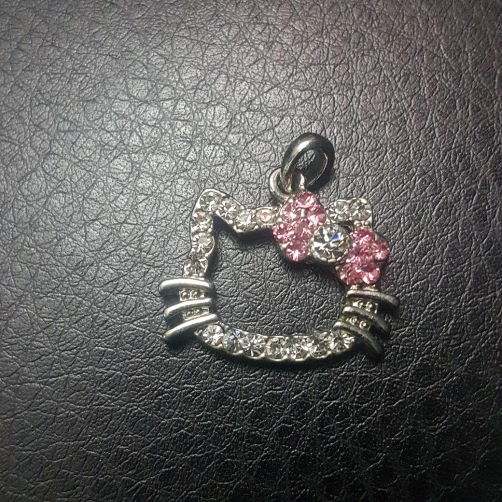 Hello Kitty pendant
